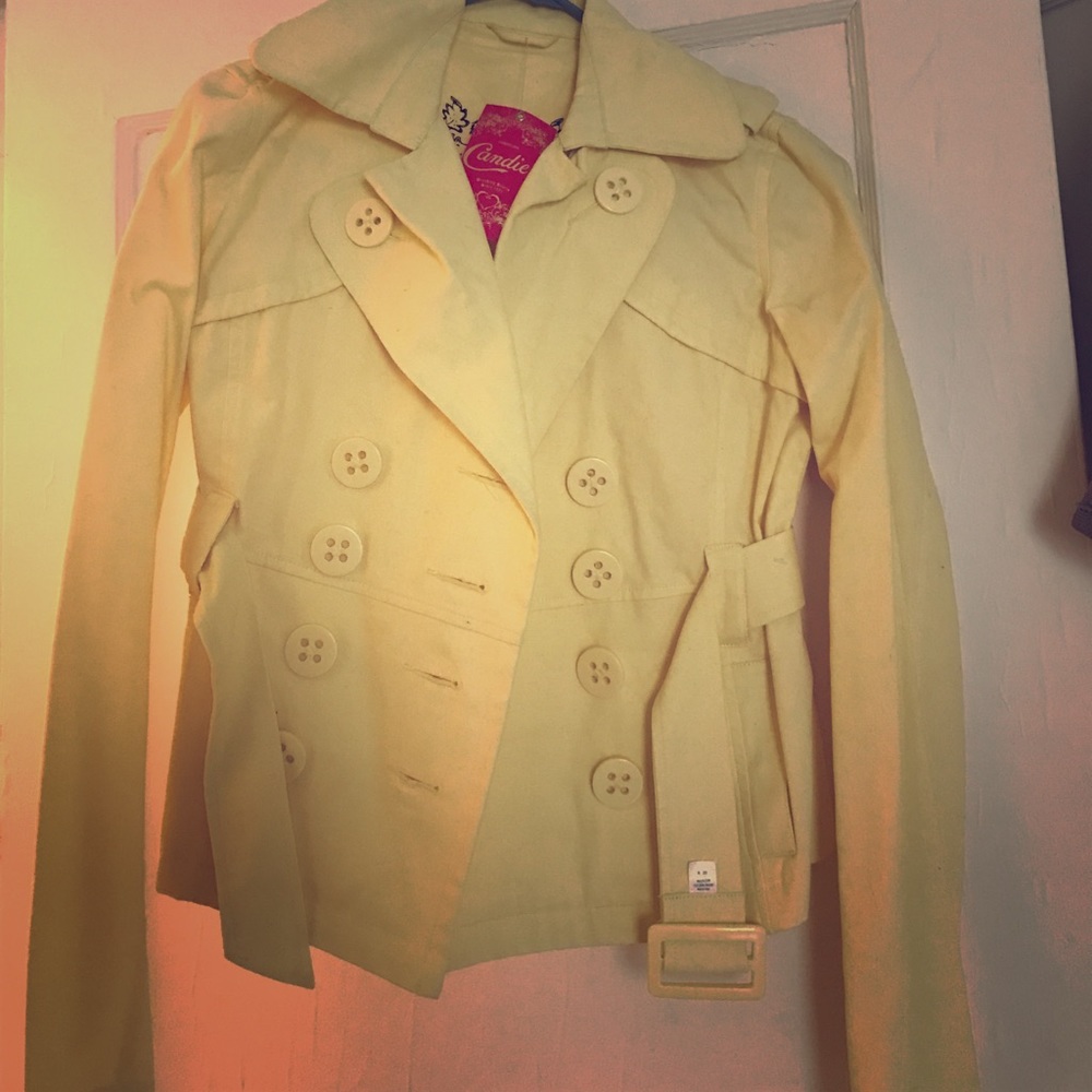NWT jacket ✨✨By candies✨ brand new ✨