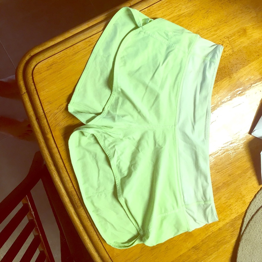 Lululemon 4 way stretch speed short