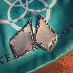 Small soft pink Kendra's