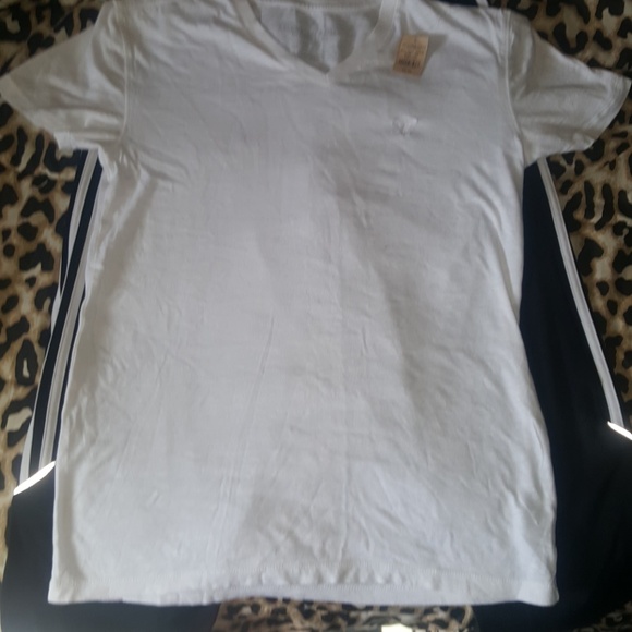 NEW - America Eagle V-Neck Tee - Picture 3 of 3