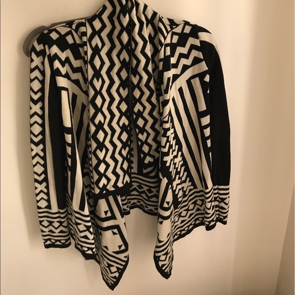 Aztec cardigan - Picture 1 of 2