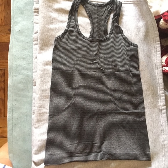 lululemon athletica Tops - Lululemon Swiftly Tank