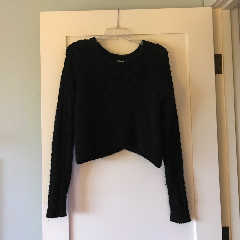 Cropped Urban Outfitters Sweater