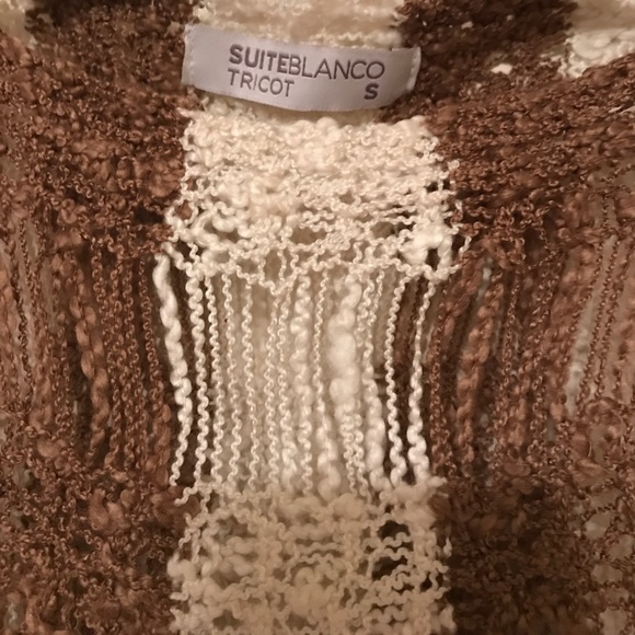 Top - Picture 2 of 2