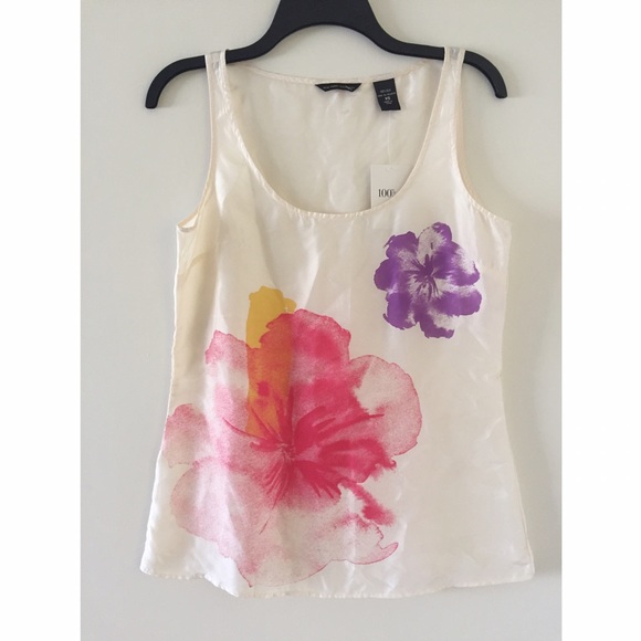 New York & Company Tops - NWT 100% Silk Top
