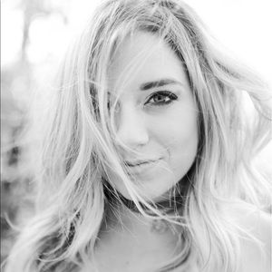 Meet your Posher, Alison