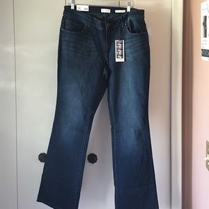 Jessica Simpson Rockin' Curvy Boot Jeans