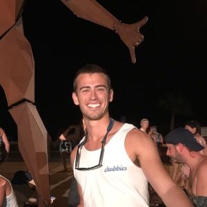 Meet your Posher, Travis