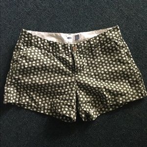 Green seashell shorts!