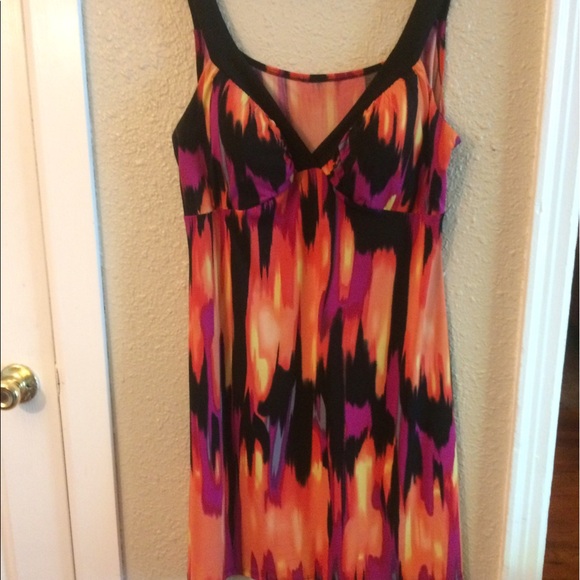 Sassy and short colorful summer dress - Picture 1 of 2