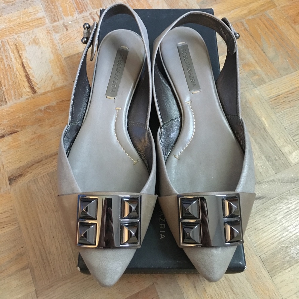 BCBGMaxazria Flats(5)