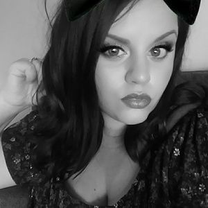 Meet your Posher, Jenna