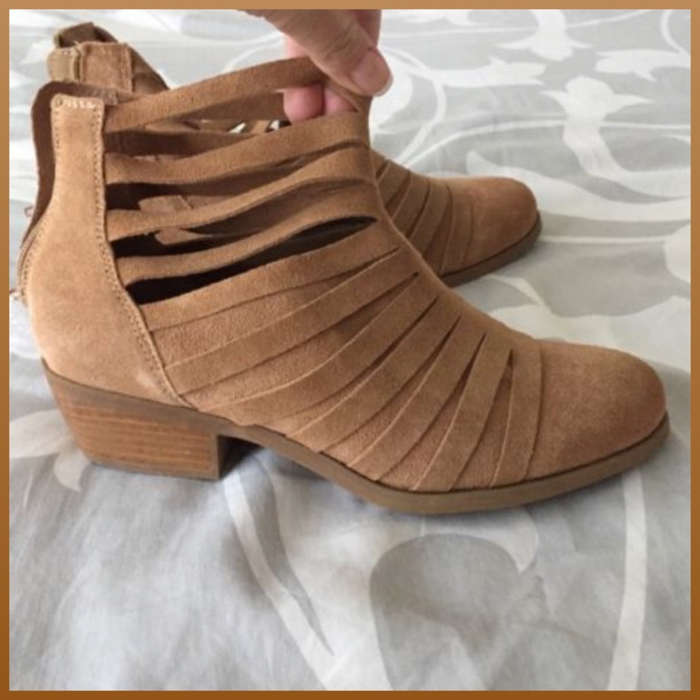 wrapped in suede ankle booties - Picture 2 of 5