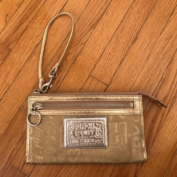 Coach wristlet wallet - Picture 1 of 3