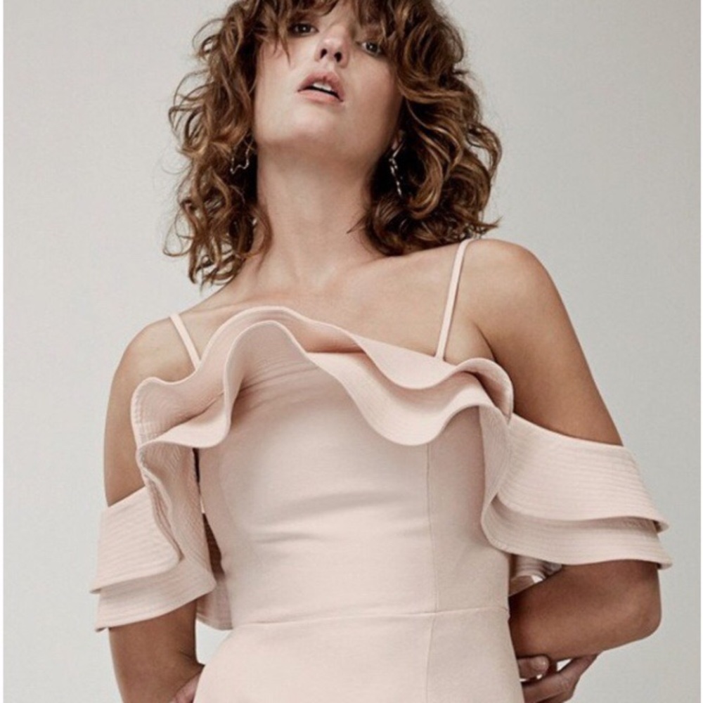 ❌SOLD!❌NWOT CMEO COLLECTIVE First Impression Dress - Picture 3 of 3