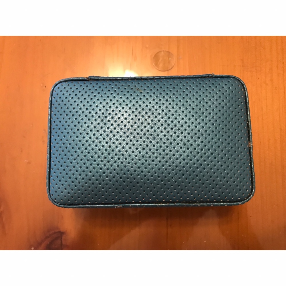 Travel size jewelry box