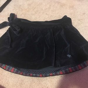 Abercrombie velvet mini skirt with tie front bow