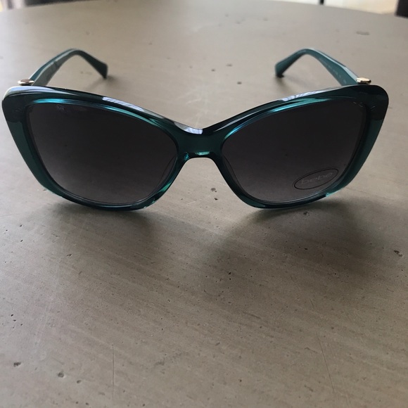 BEBE women\'s designer sunglasses NEW @ AUTHENTIC main image 6