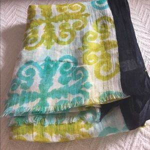 Cotton summer wrap in perfect condition.