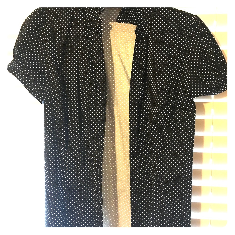 Adorable black & white polka dot button down