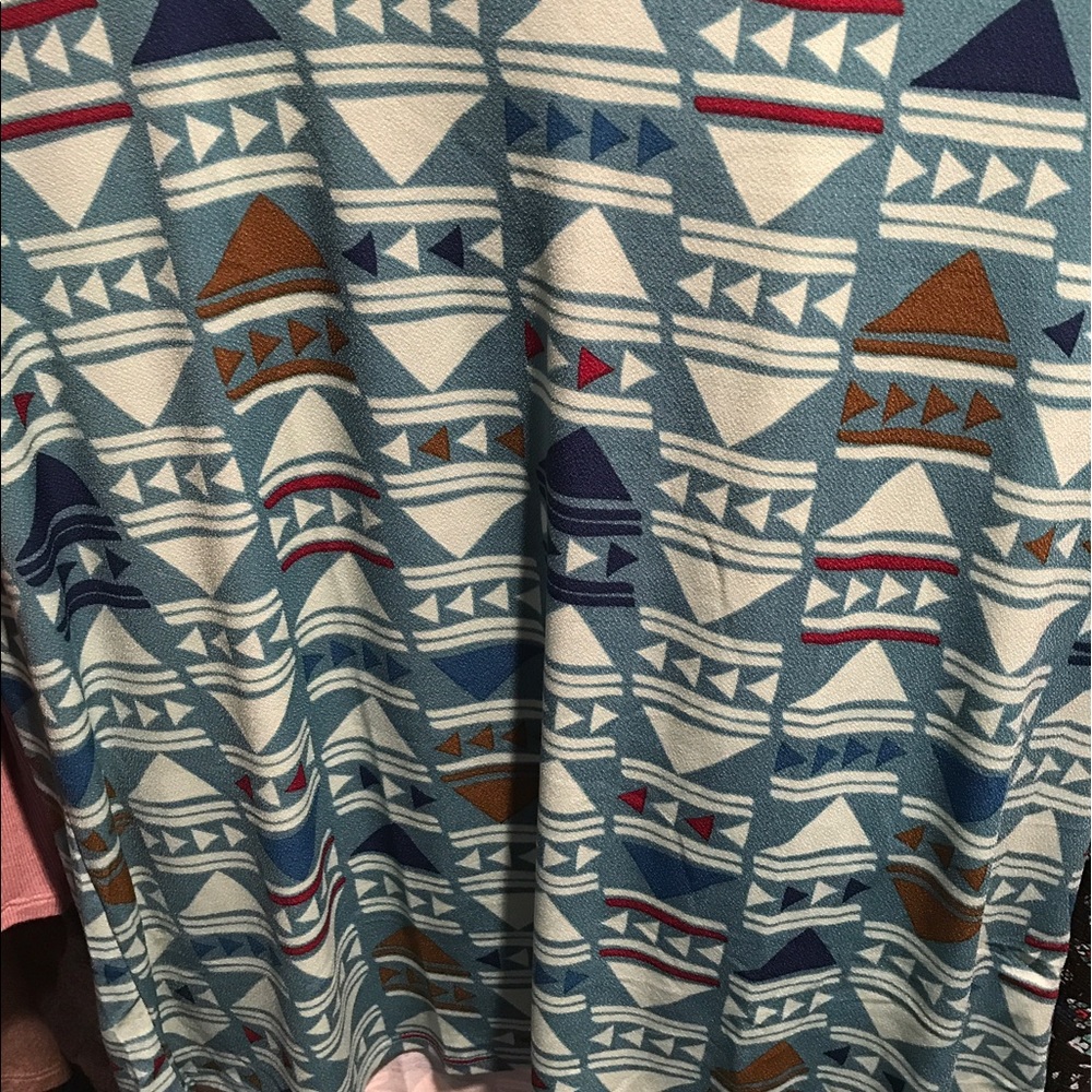 Lularoe top - Picture 2 of 2