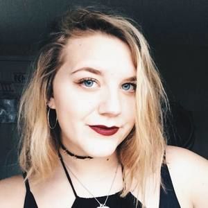 Meet your Posher, Brenna