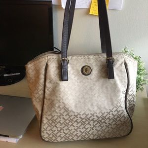 Tommy Hilfiger shoulder bag