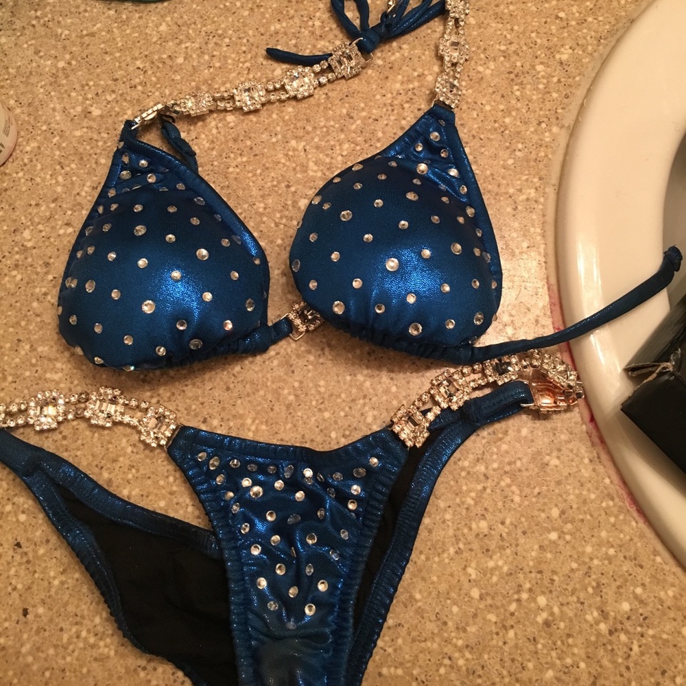 NPC Bikini - Picture 5 of 5