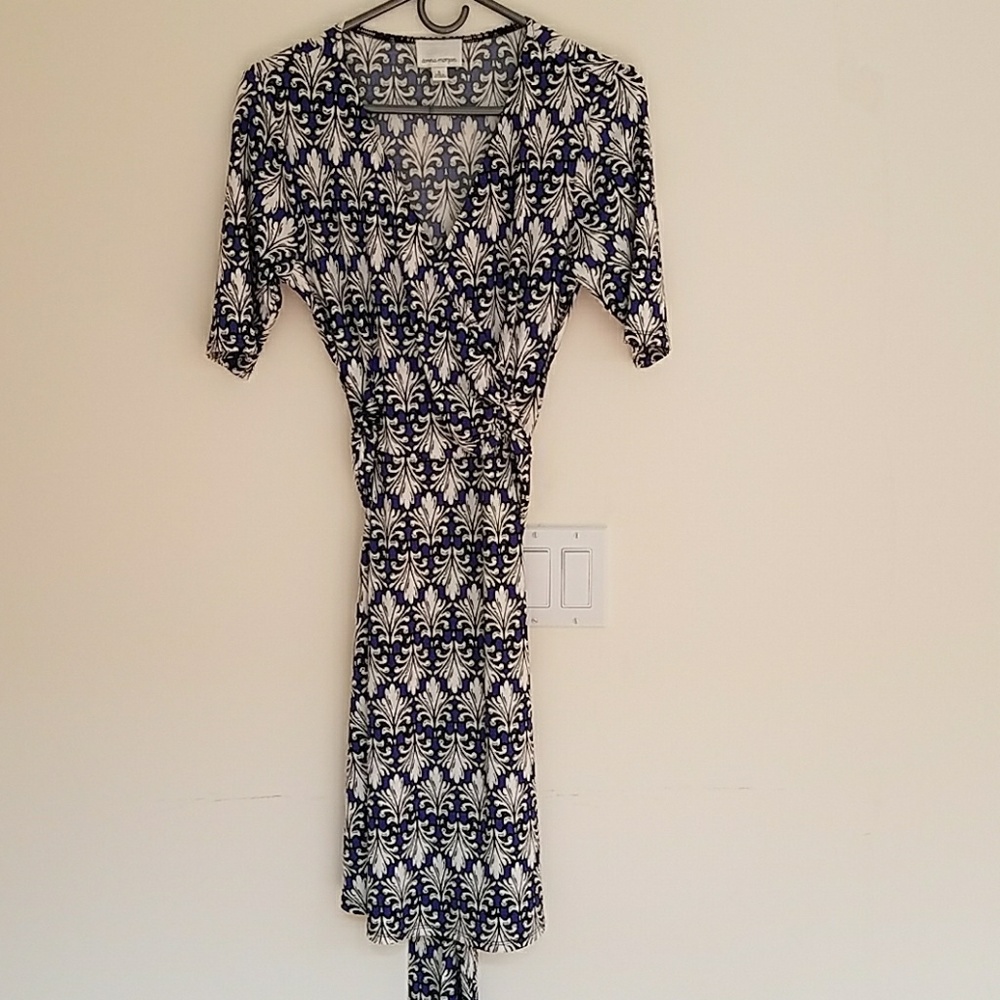 Cute summer dress never worn