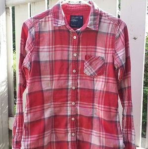 American Eagle Plaid Button Down Shirt