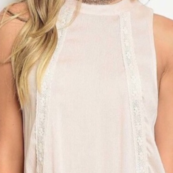 October Love Sleeveless Top NWT - Picture 3 of 5