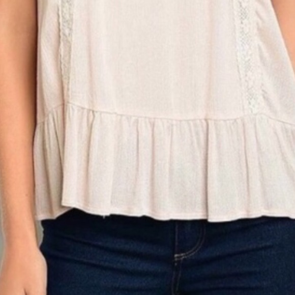 October Love Sleeveless Top NWT - Picture 4 of 5