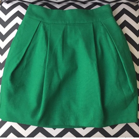 53 off Zara Dresses & Skirts Zara green mini skirt with pockets from