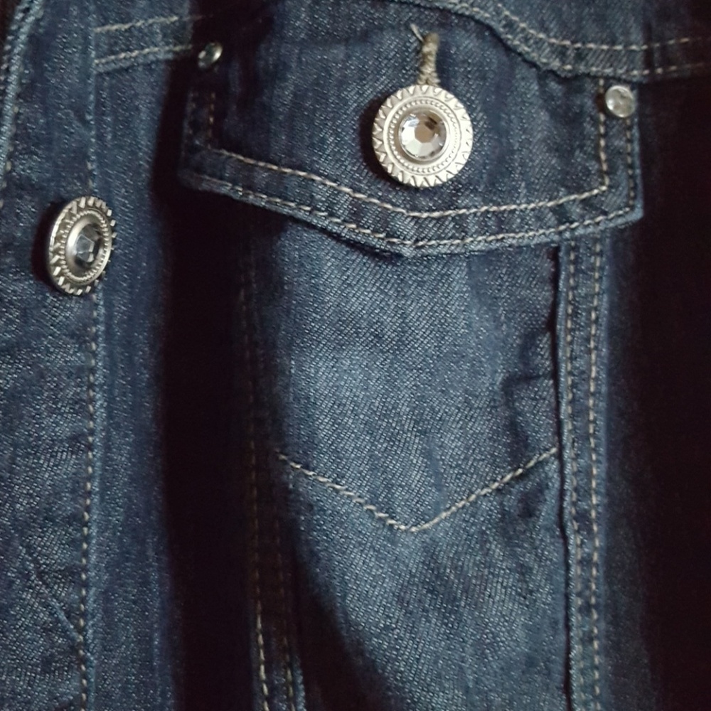 💸❌C. J Banks jean jacket - Picture 2 of 3