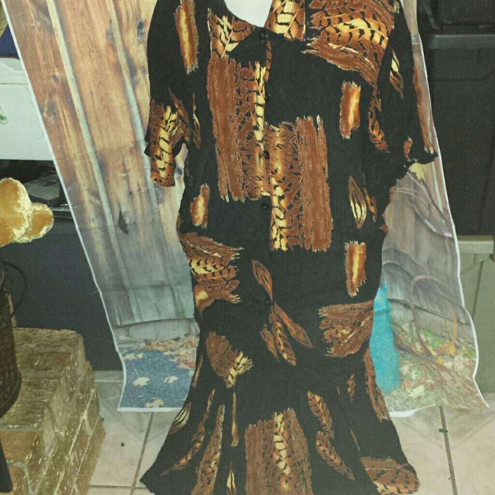 Ladies 2 piece skirt set 1x