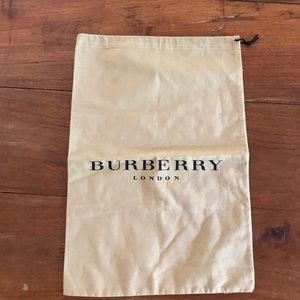 Burberry bag pouch