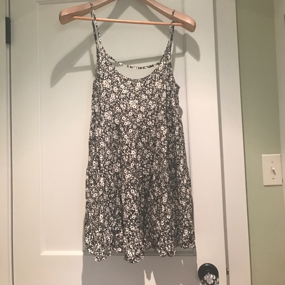 BRANDY MELVILLE sleeveless dress