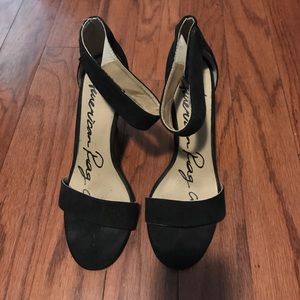 Black strap pumps
