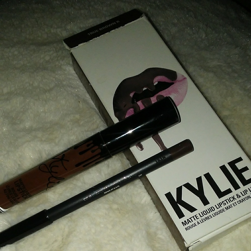 KYLIE LIPKIT TRUE BROWN K