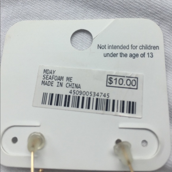 Earrings - Picture 5 of 5