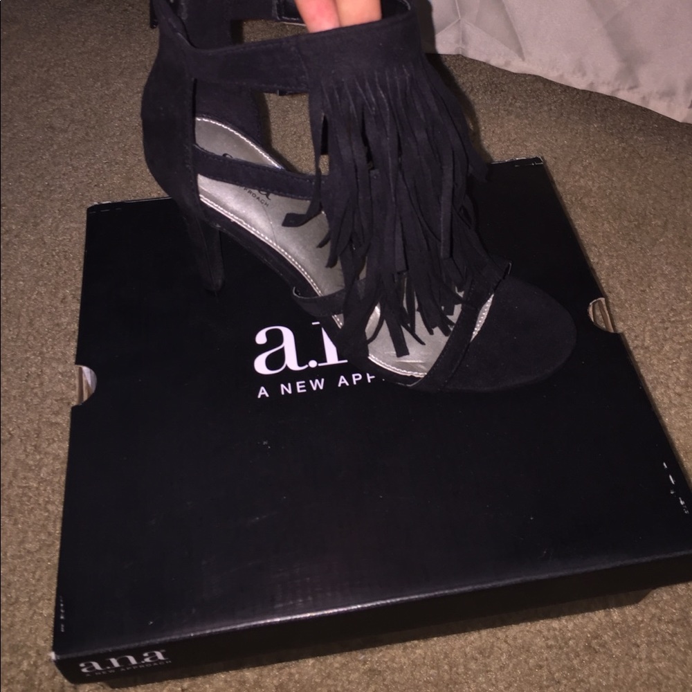 Black fringe A.N.A heels!