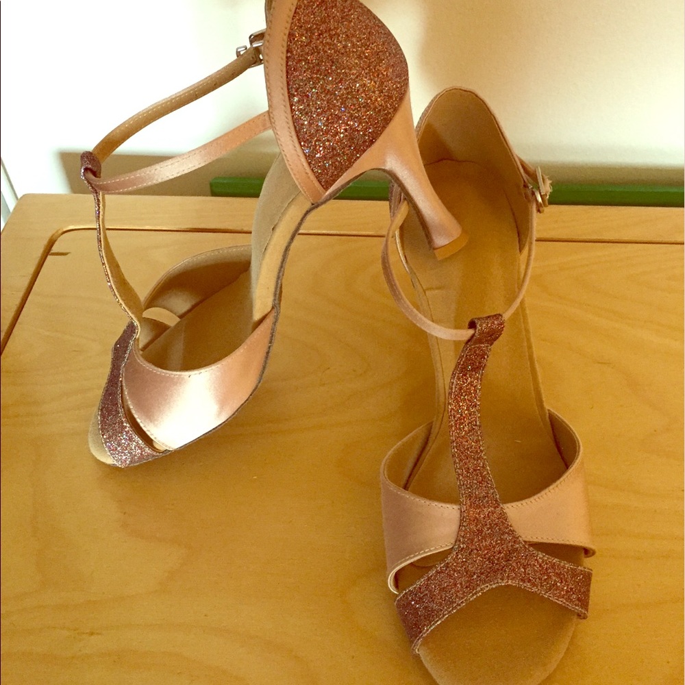 Unworn tango shoes! 3 1/2"  fluted heel
