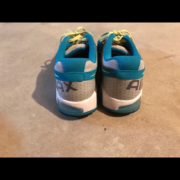 Women's Nike Air max - Picture 3 of 3