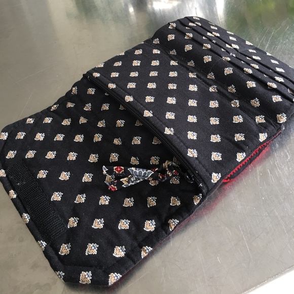 Retired VERA BRADLEY “Classic Black” WALLET - Picture 6 of 8