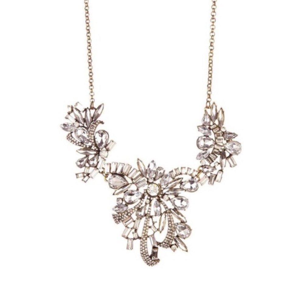 ❗️1 LEFT❗️Luxe statement necklace - Picture 2 of 4