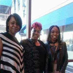 Meet your Posher, Toya