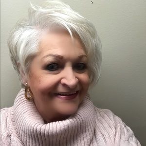 Meet your Posher, Janet