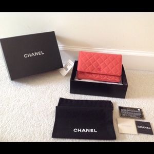 Chanel Rose Fonce Patent WOC....