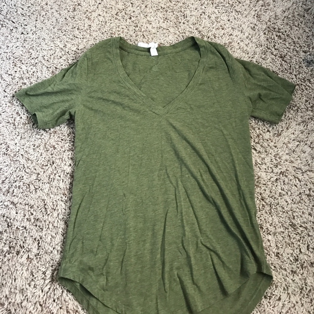 lulu olive green tee