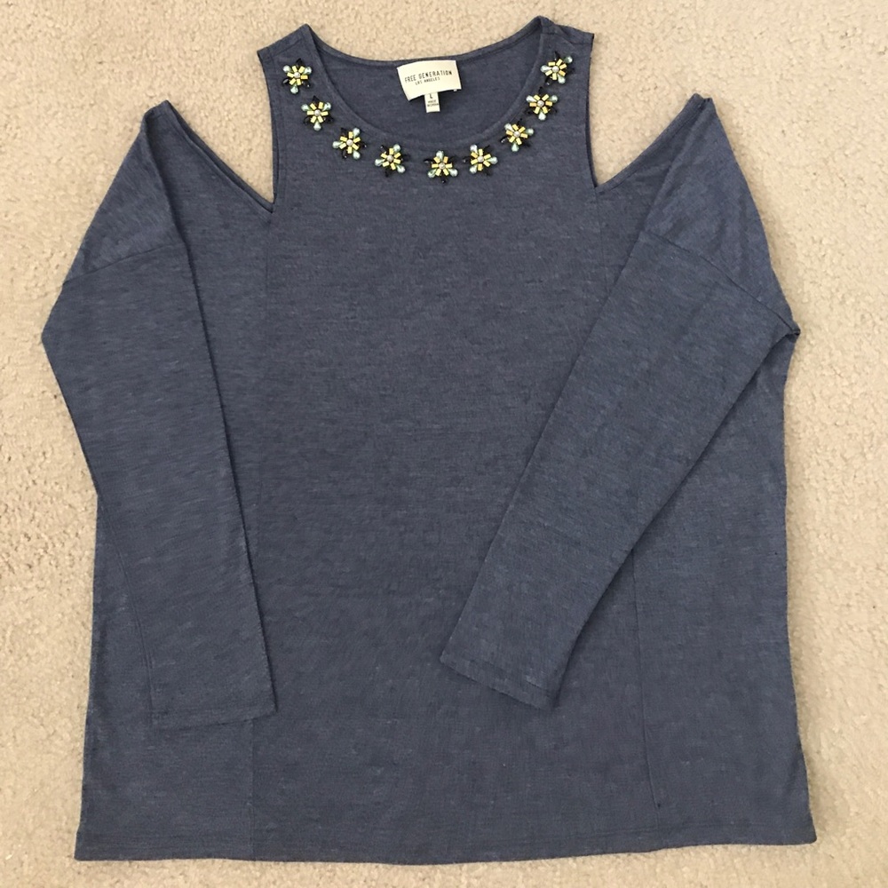 Free Generation Cold Shoulder Top